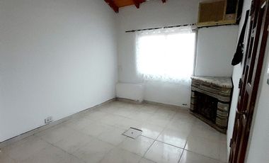 CASA 3 AMBIENTES VENTA TRISTAN SUAREZ APTO CREDITO
