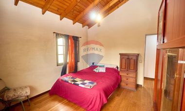 CASA EN VENTA VARELA 4 DORMITORIOS QUINCHO PILETA