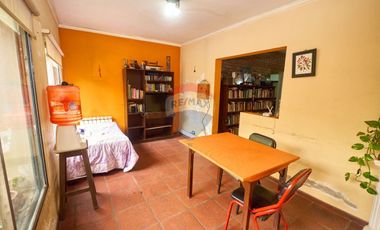 CASA EN VENTA VARELA 4 DORMITORIOS QUINCHO PILETA