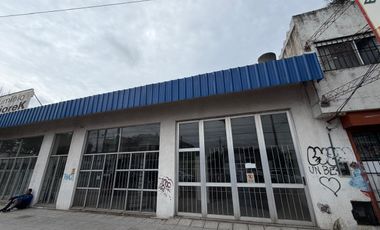 Excelente Local en esquina - Berazategui