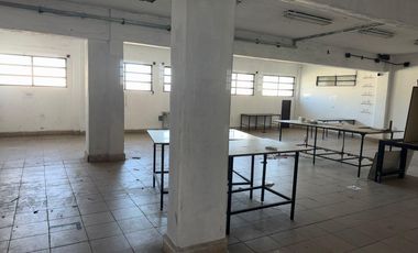 Depósito de 1974 m2 cubiertos - Villa Adelina