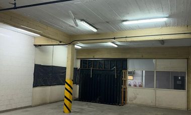 Depósito de 1974 m2 cubiertos - Villa Adelina