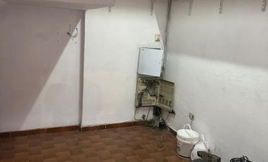 Depósito de 1974 m2 cubiertos - Villa Adelina