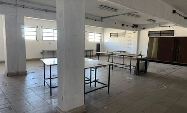 Depósito de 1974 m2 cubiertos - Villa Adelina