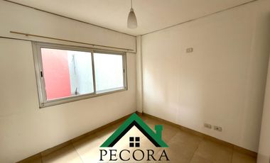 Departamento en Esc.-Centro