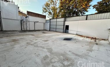 690m2 - Deposito doble frente - excelente estado - portones automaticos