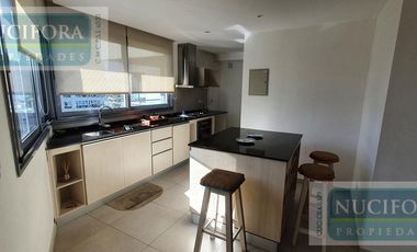 Excelente 4 ambientes en alquiler con inmejorable vista y ubicación - Edificio Torre Mayor