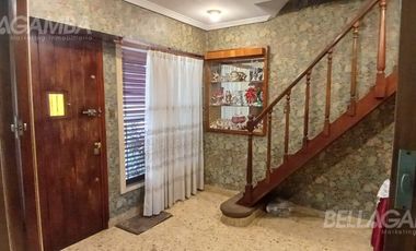 CASA VENTA VILLA LYNCH  4 AMBIENTES JARDIN QUINCHO