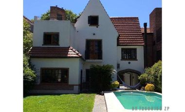 Vicente López - Casa en Venta USD 780.000
