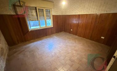 Casa 3 amb con cochera a reciclar