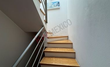 Renta de Casa en San Pedro de los Pinos: 3 Recámaras y Estudio