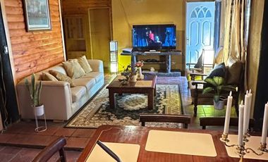 Venta casa 4 ambientes con pileta Trujui
