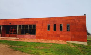 VENTA DE CENTRO DE EVENTOS CON EXCELENTE UBICACION