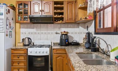 CASA 3 AMBIENTES VENTA TEMPERLEY PATIO COCHERA