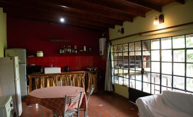 Casa 3 ambientes en venta San Martin con Quincho