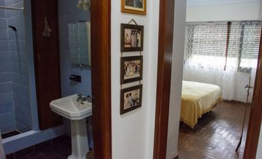 Casa 3 ambientes en venta San Martin con Quincho
