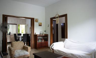 Casa 3 ambientes en venta San Martin con Quincho