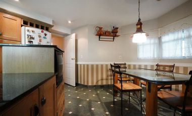 Venta Casa 5 ambientes en Ramos Mejia