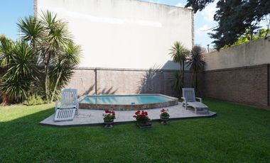 Venta Casa 5 ambientes en Ramos Mejia