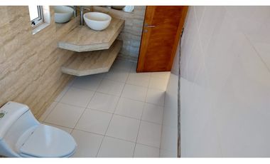Arriendo Casa 3D 4B con piscina Condo. Rinconada Los Andes