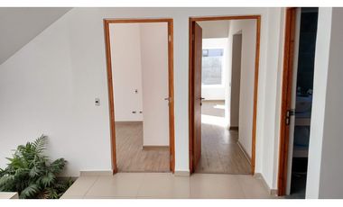 Arriendo Casa 3D 4B con piscina Condo. Rinconada Los Andes