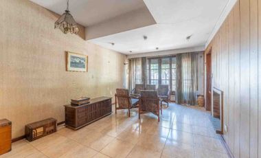 Venta PH 4 amb. c/entrada indep. cochera, quincho