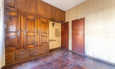Venta PH 4 amb. c/entrada indep. cochera, quincho