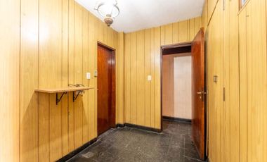 Venta PH 4 amb. c/entrada indep. cochera, quincho