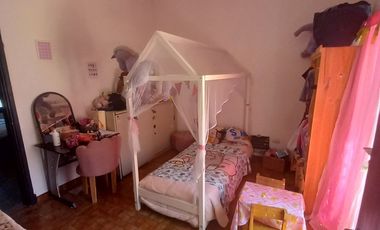 VENTA CASA 4 AMB. C/COCH TERRAZA A. CREDITO MORON