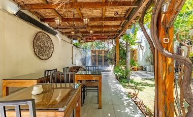 OPORTUNIDAD  Providencia, casona estilo frances !!
