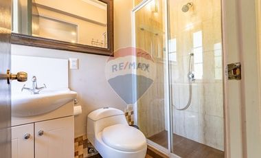 OPORTUNIDAD  Providencia, casona estilo frances !!