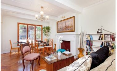 OPORTUNIDAD  Providencia, casona estilo frances !!