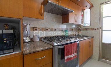 TONALÁ CENTRO CASA MUY AMPLIA EN VENTA