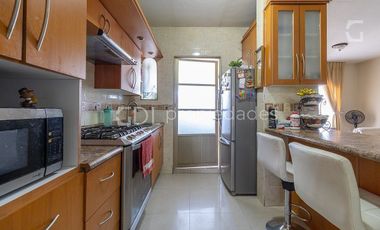 TONALÁ CENTRO CASA MUY AMPLIA EN VENTA