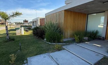 Casa en Venta en Canning | Lares de Canning