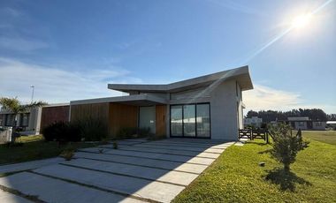 Casa en Venta en Canning | Lares de Canning
