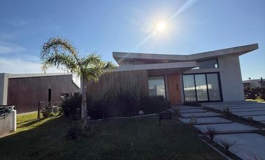 Casa en Venta en Canning | Lares de Canning