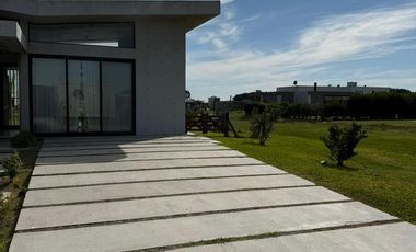 Casa en Venta en Canning | Lares de Canning
