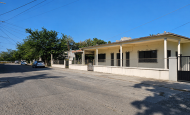 Casa con terreno a 15 minutos de la playa.