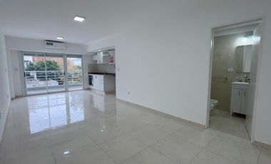 Amplio Departamento de un ambiente en alquiler-Moron-