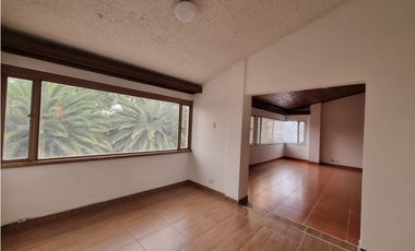 ACSI 166 oficina en arriendo tercer piso en Mosquera