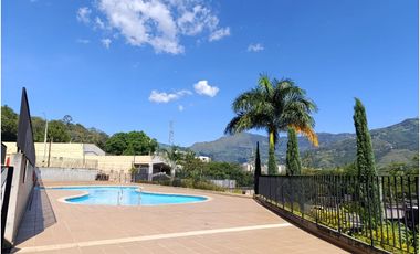 Se Arrienda Apartamento en Cerro Azul, Terranova, Bello