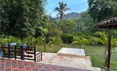 Vendo Finca en San Jeronimo a 5 minutos del parque