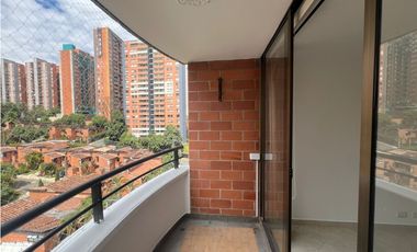 Apartamento en venta Medellín  Loma de los Bernal