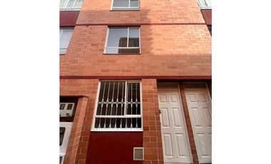 Vendo casa en Terreros, Conjunto Residencial Azaleas