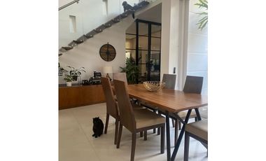 LINDA CASA EN VENTA VIA VILLAVICENCIO RESTREPO COND LA PRADERA