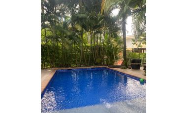 LINDA CASA EN VENTA VIA VILLAVICENCIO RESTREPO COND LA PRADERA