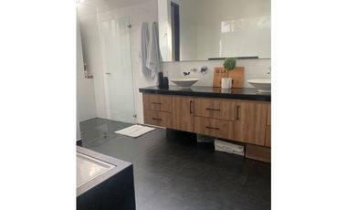 LINDA CASA EN VENTA VIA VILLAVICENCIO RESTREPO COND LA PRADERA