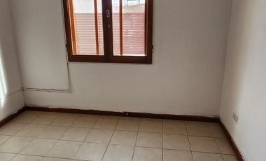 Alquilo Dúplex 2 dormitorios, con cochera - Roca al 1000 Neuquén Capital