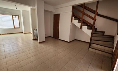 Alquilo Dúplex 2 dormitorios, con cochera - Roca al 1000 Neuquén Capital